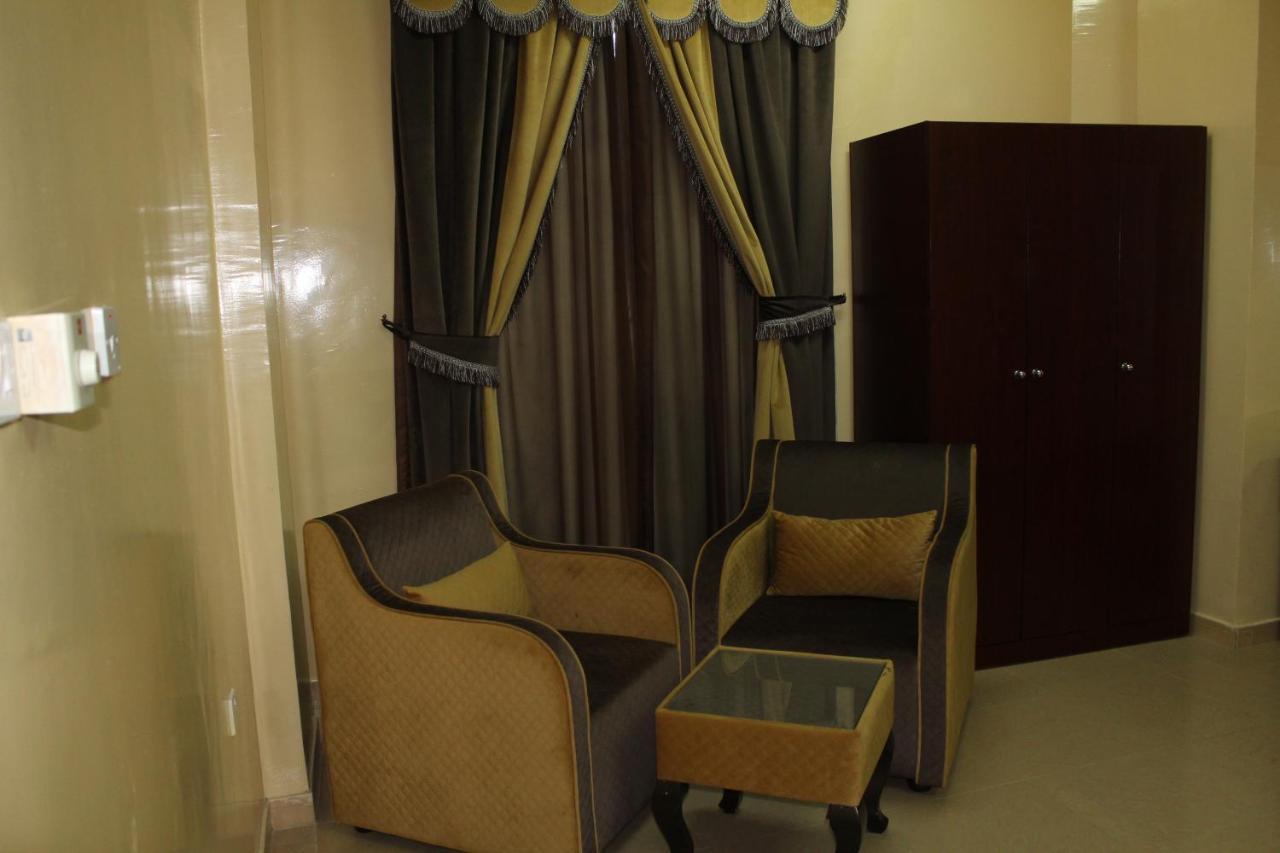 Al Aman Hotel Apartment El Buraymi Dış mekan fotoğraf
