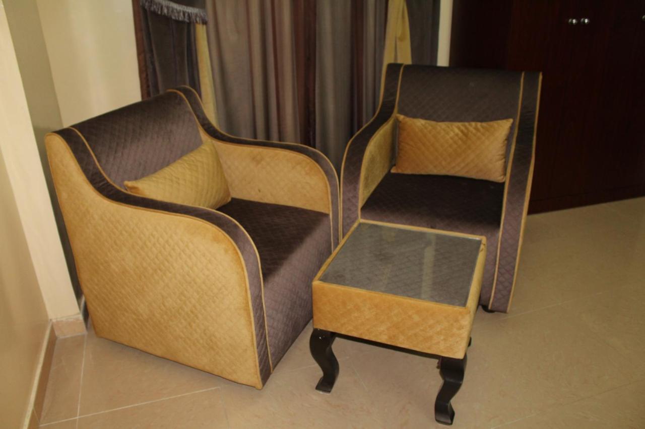 Al Aman Hotel Apartment El Buraymi Dış mekan fotoğraf