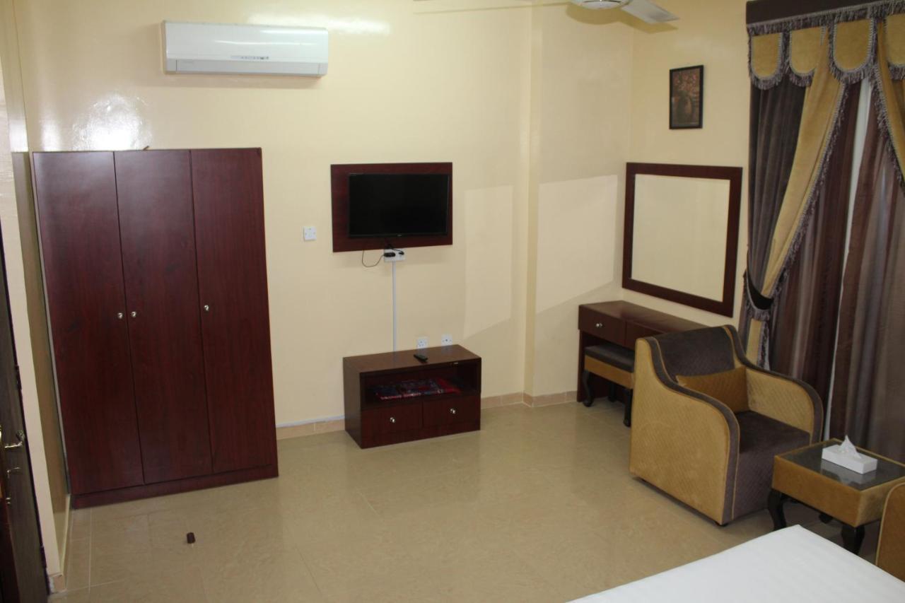 Al Aman Hotel Apartment El Buraymi Dış mekan fotoğraf