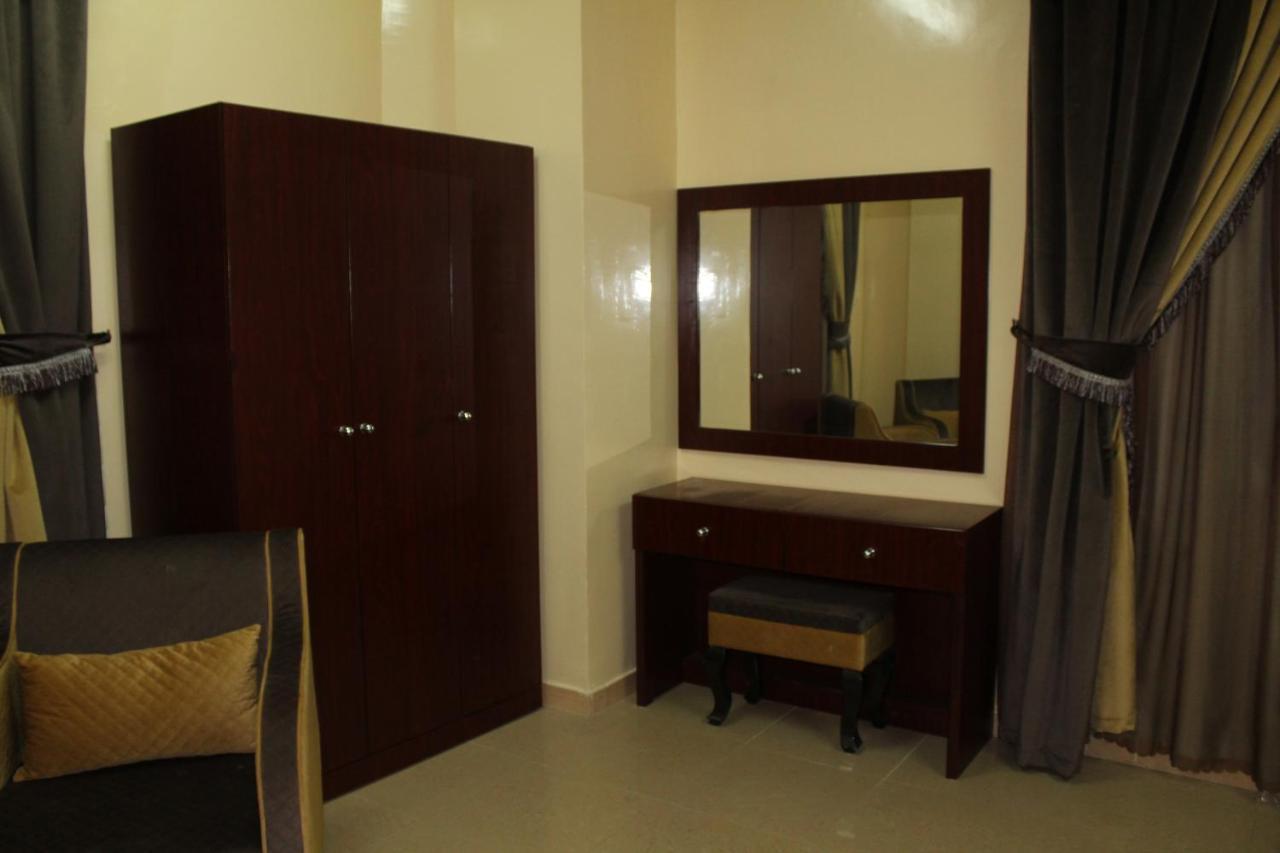 Al Aman Hotel Apartment El Buraymi Dış mekan fotoğraf